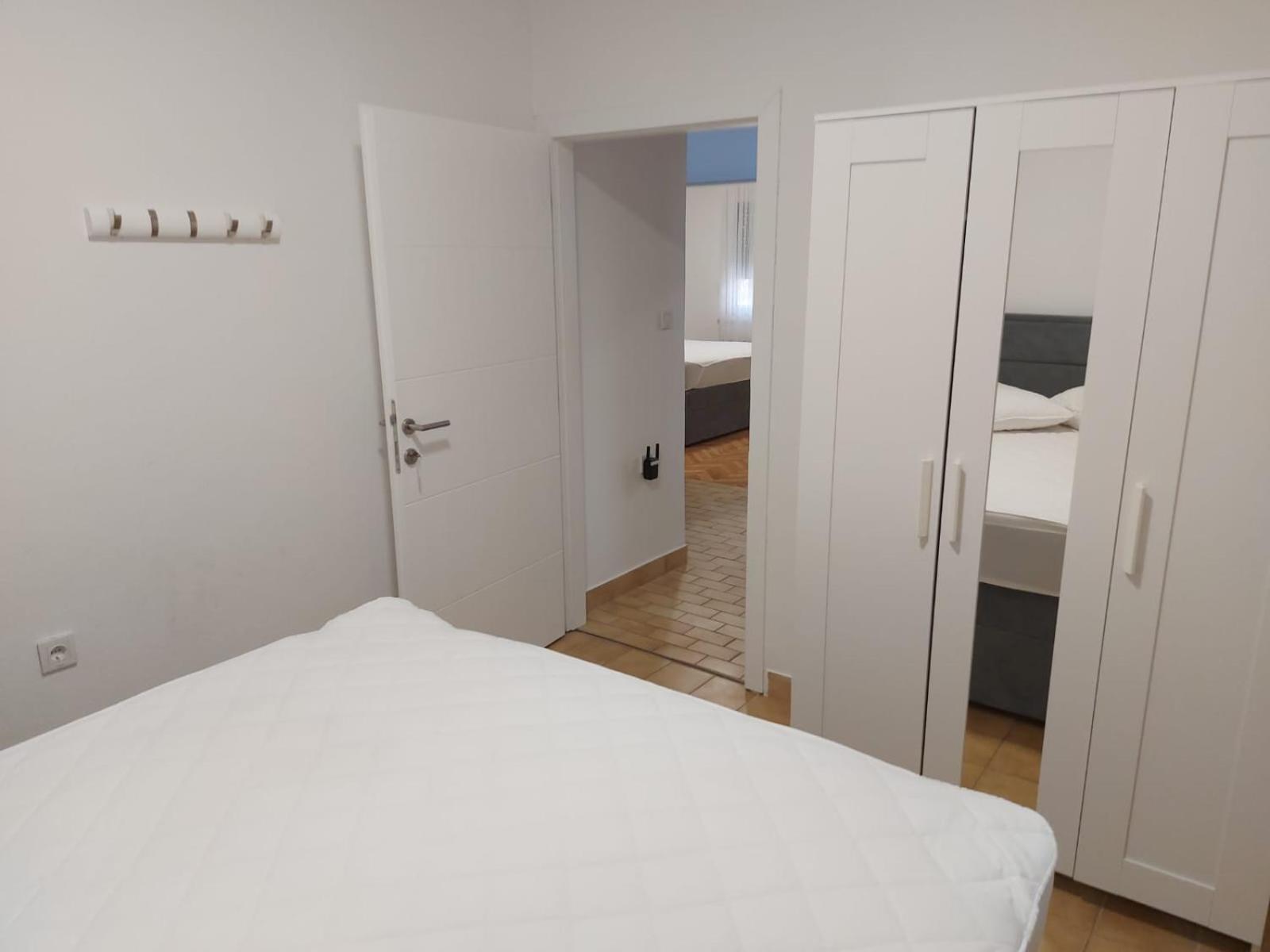 Apartmani Manda Нин Экстерьер фото